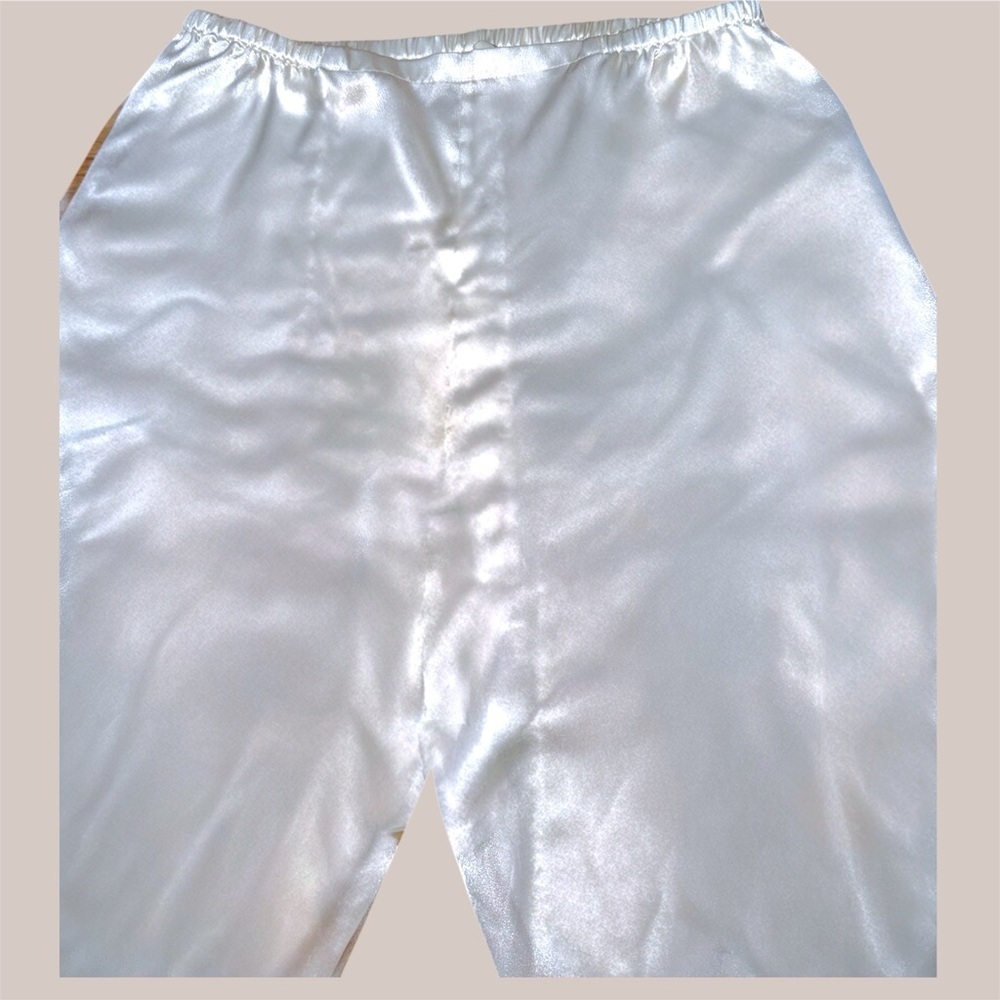 Vera Wang Crop Satin Sleep/Lounge Pants with Mesh Inset - Small - Picture 3 of 8